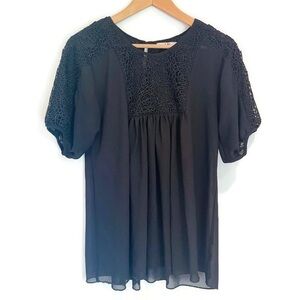 Ya Las Angeles Sheer Statement Sleeve Crochet Black Short Sleeve Top - Size M